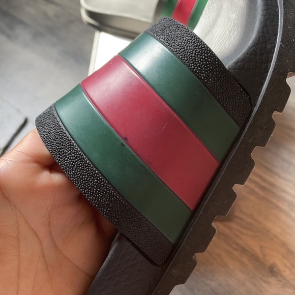 Gucci flipflops - Picture 2 of 3